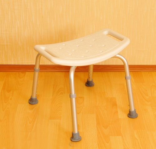 Стул складной для ванной комнаты арт.LK4010